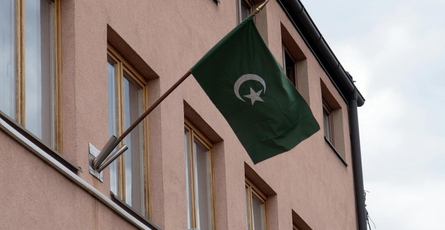 Credit Cards in Pakistan: 5 Popular Retail Products to Compare