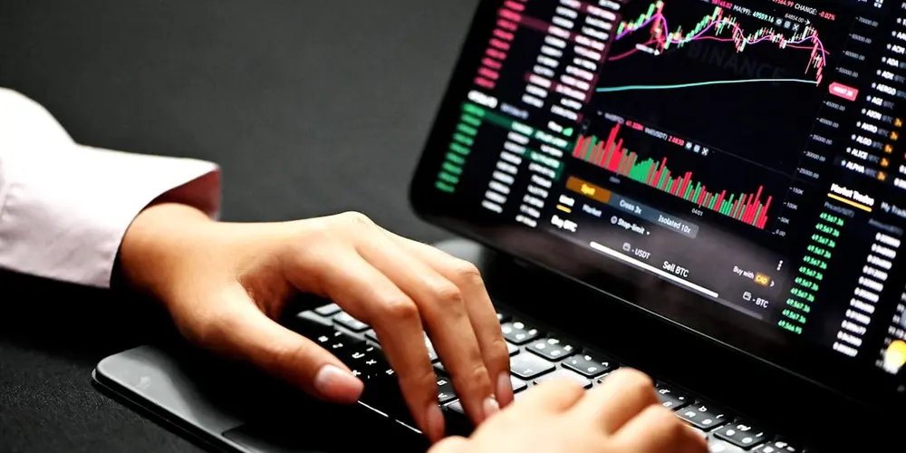Top 5 Multi-Asset Brokers for US Stocks, ETFs, and Options from Pakistan